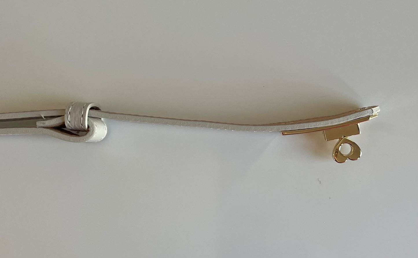 CINTURA IN PELLE CON CHIUSURA A LUCCHETTO