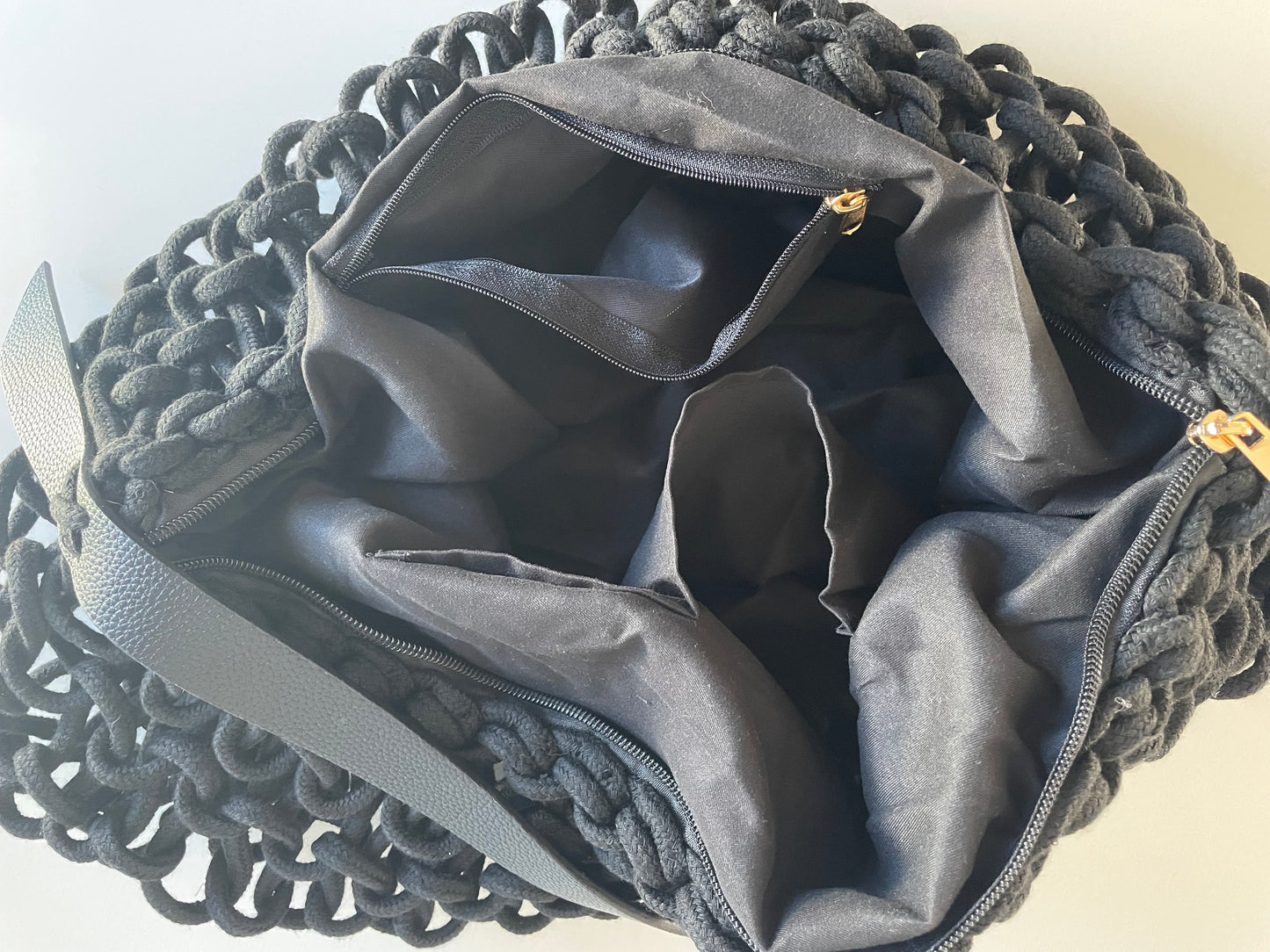 BORSA A SPALLA SANTORINI