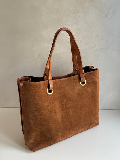 BORSA A SPALLA CARLA IN CAMOSCIO CUOIO
