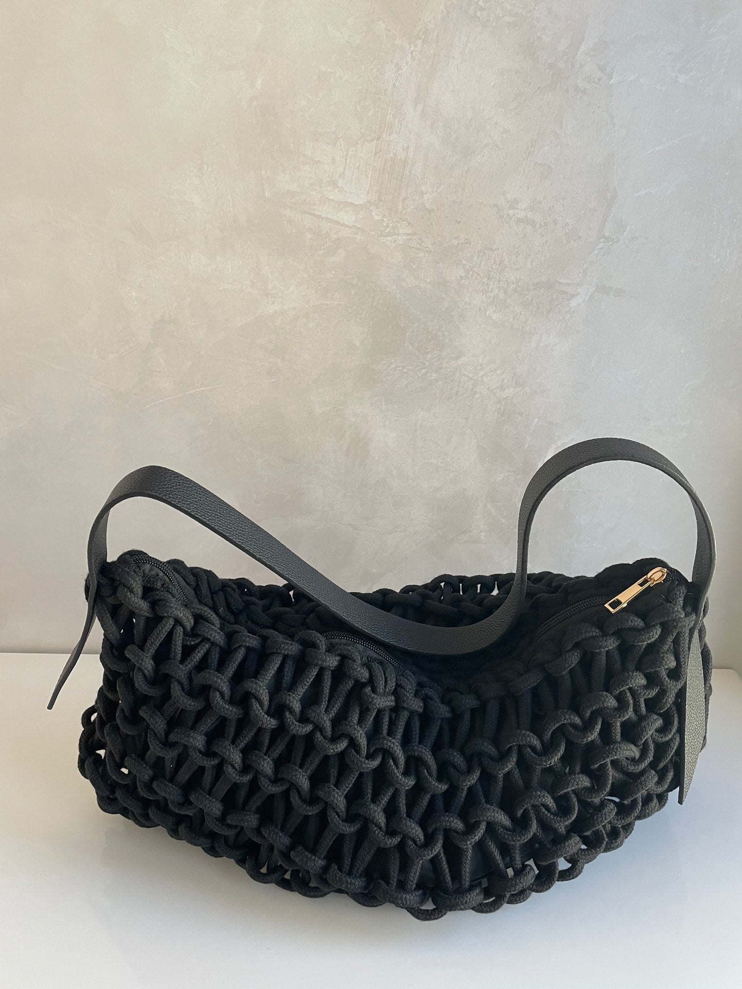 BORSA A SPALLA SANTORINI
