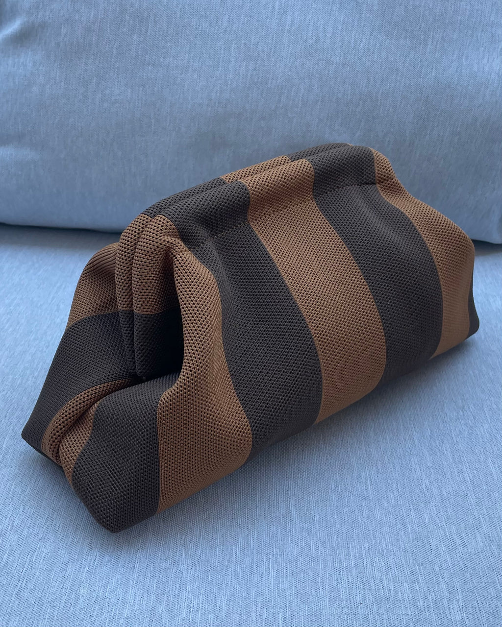 POCHETTE RIGHE MOKA MARRONE