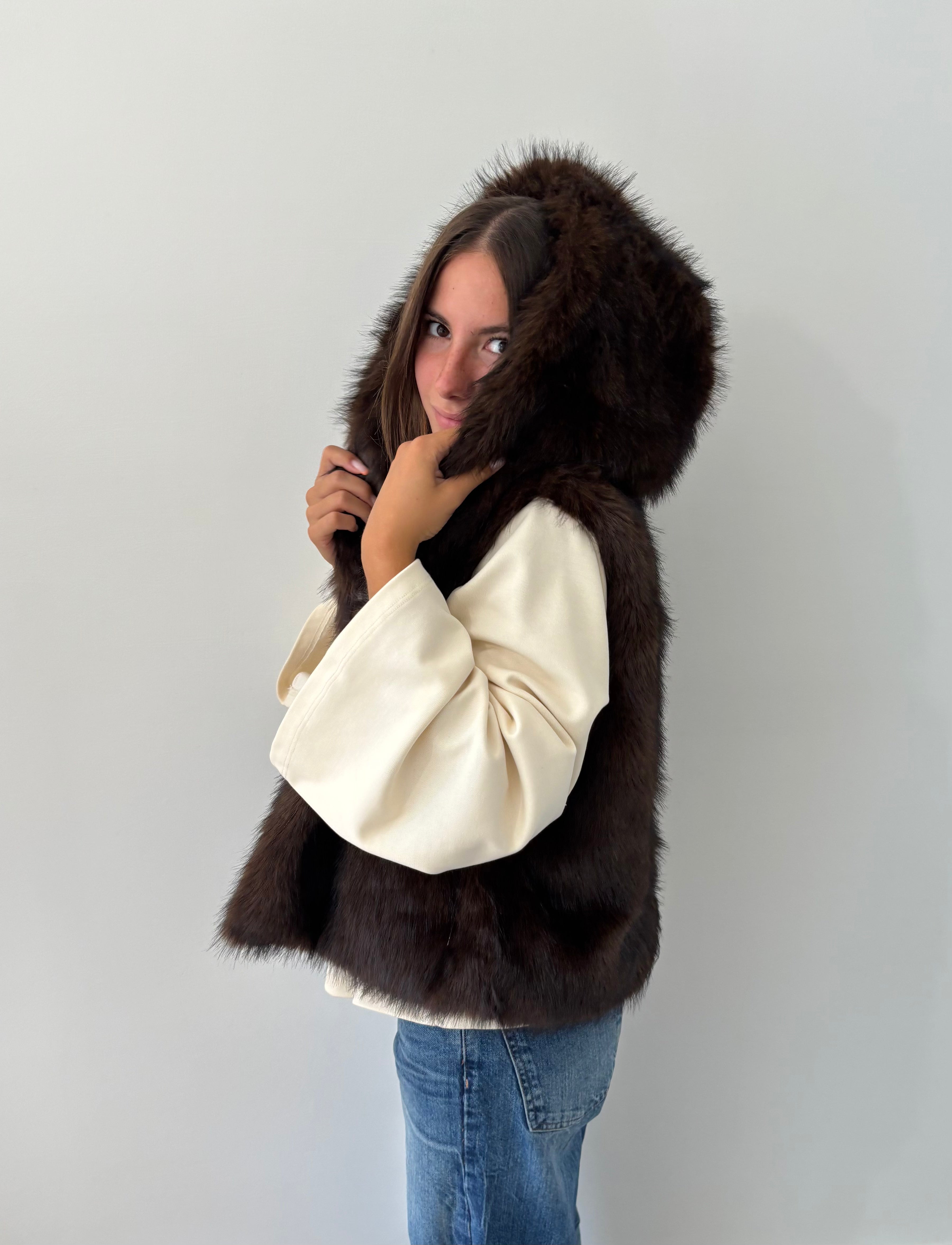 GILET AOSTA ECOPELLICCIA CON CAPPUCCIO