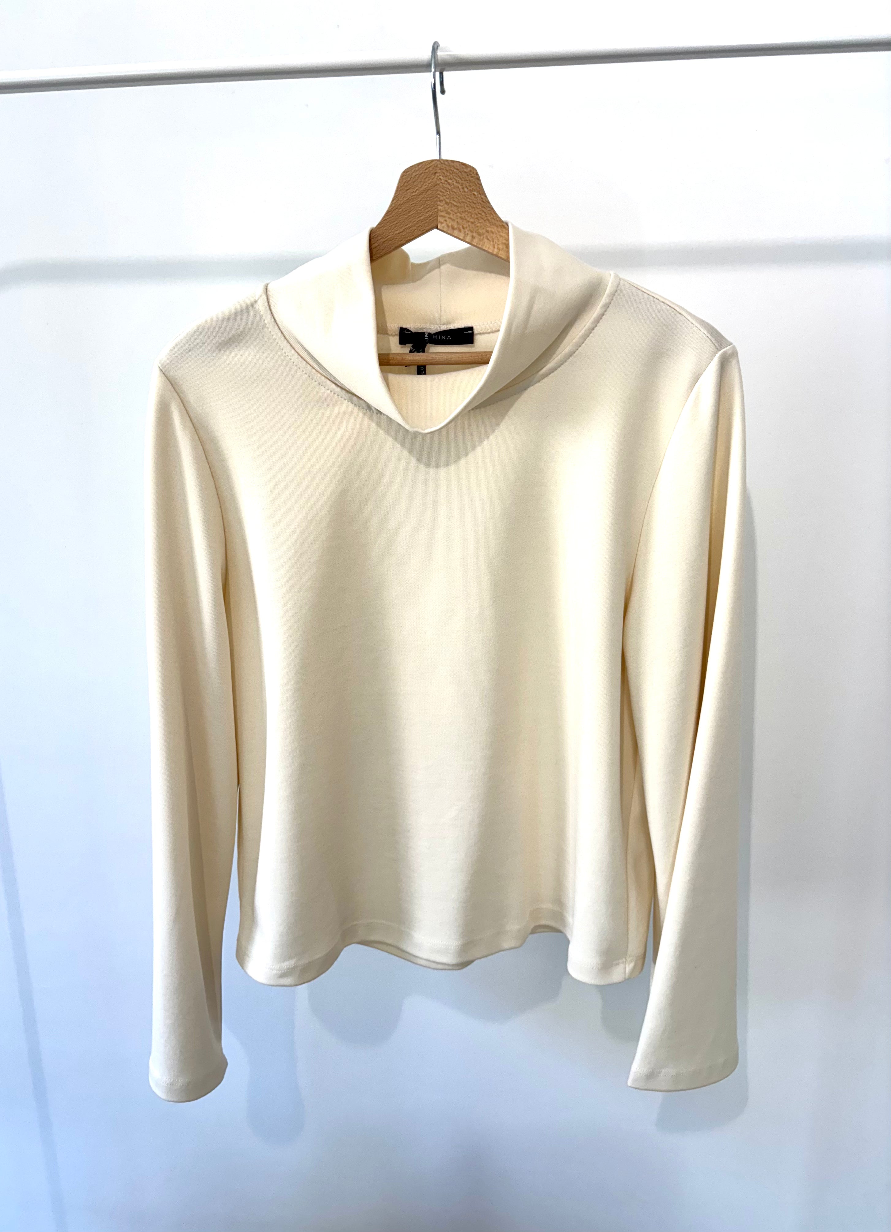 MAGLIA ANNA CON COLLO AD ANELLO