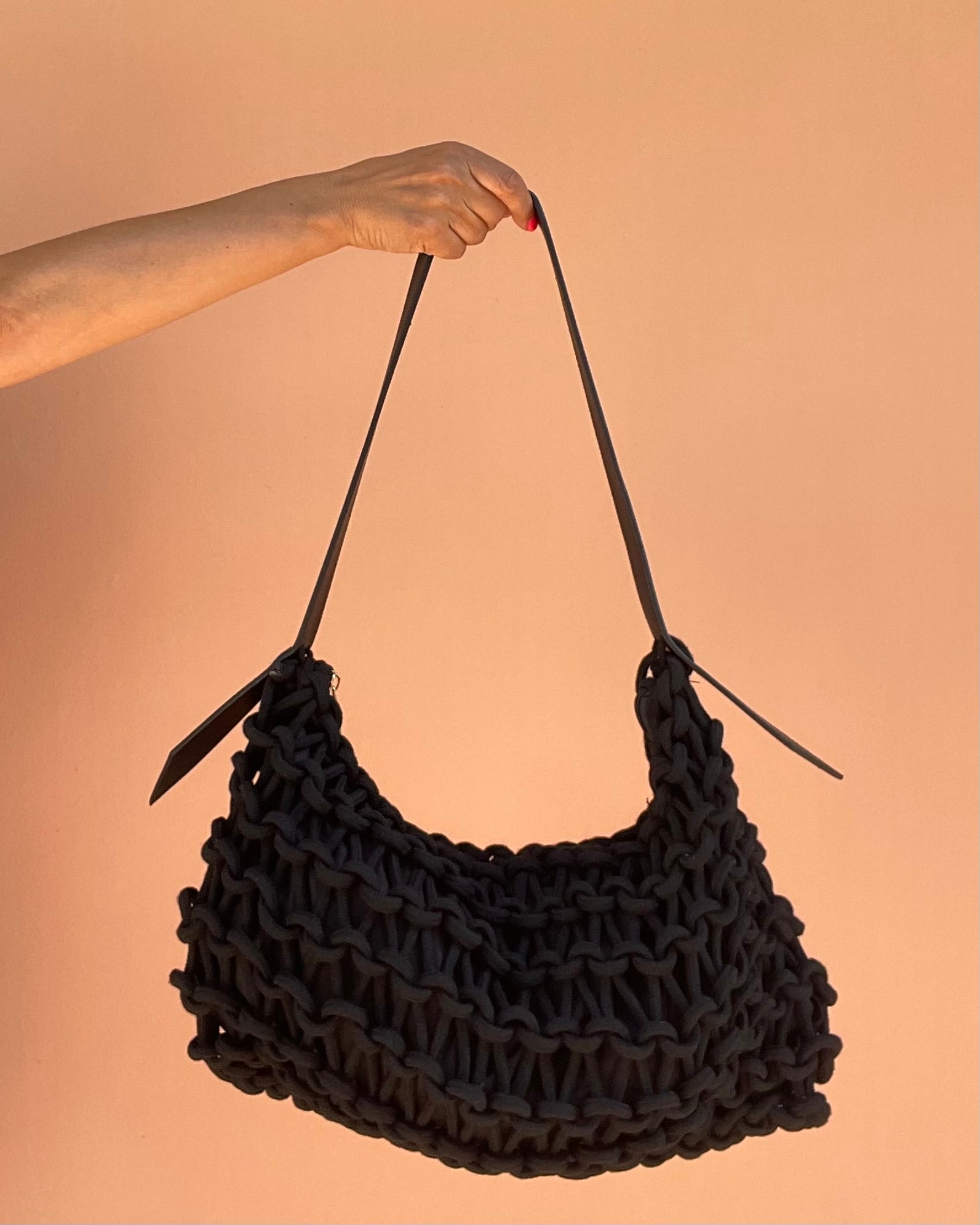 BORSA A SPALLA SANTORINI