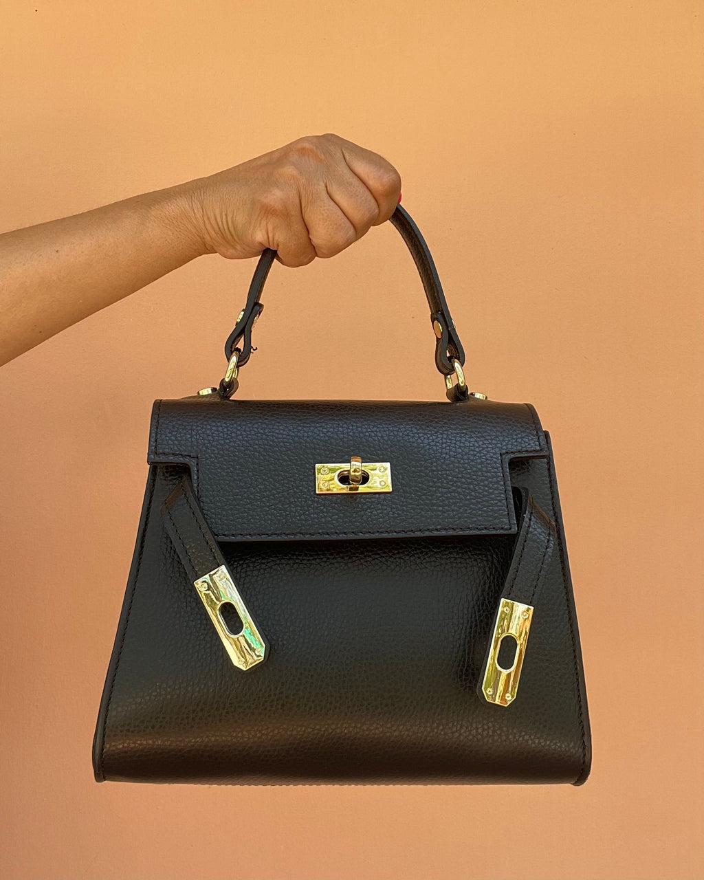 BORSA A MANO ALMA NERA