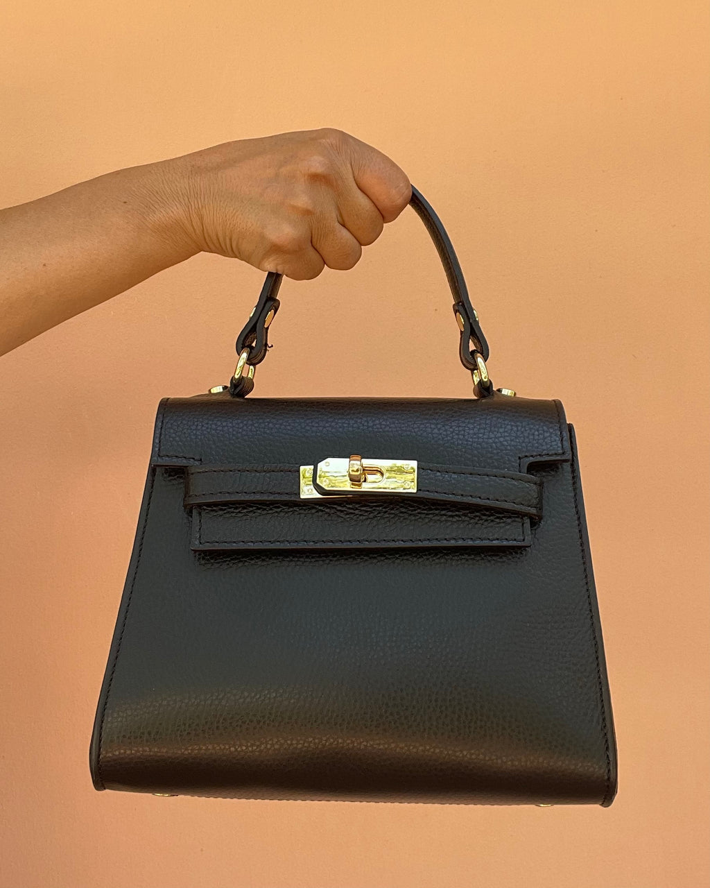 BORSA A MANO ALMA NERA