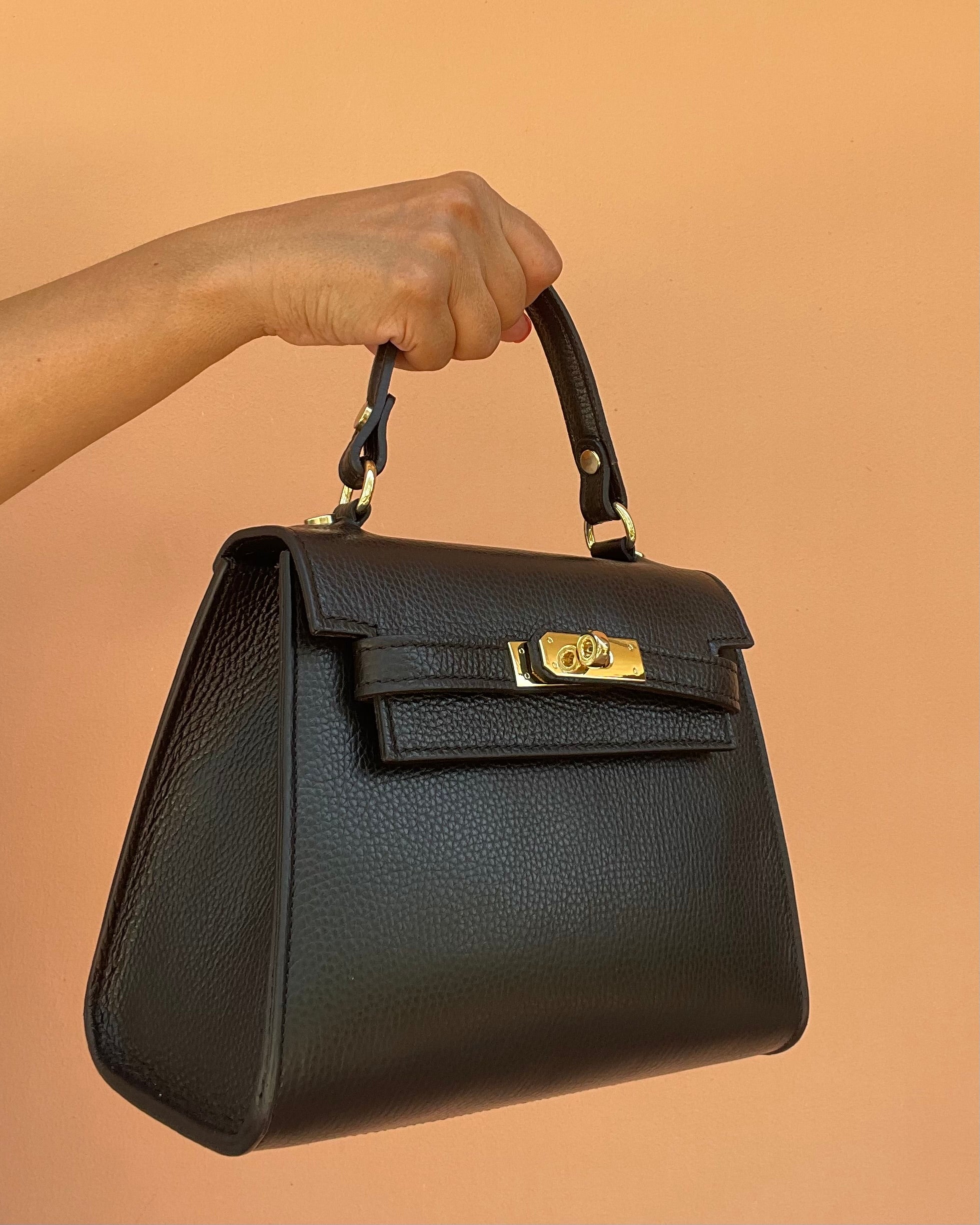 BORSA A MANO ALMA NERA
