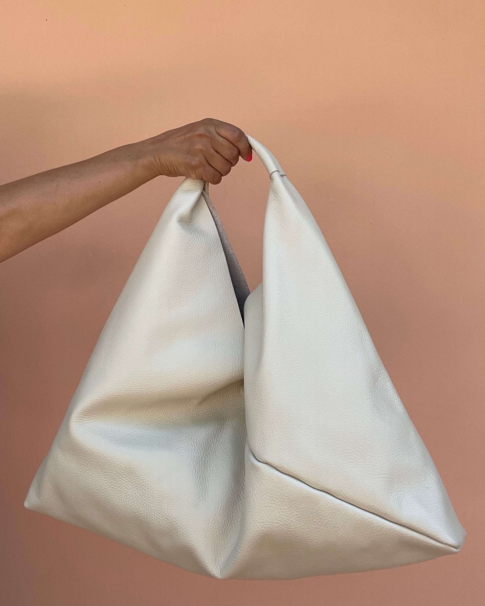 BORSA A SPALLA ARIA