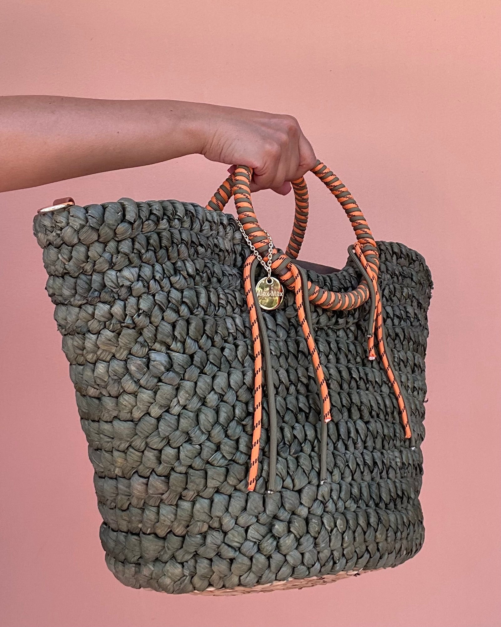 BORSA A MANO CAPRI