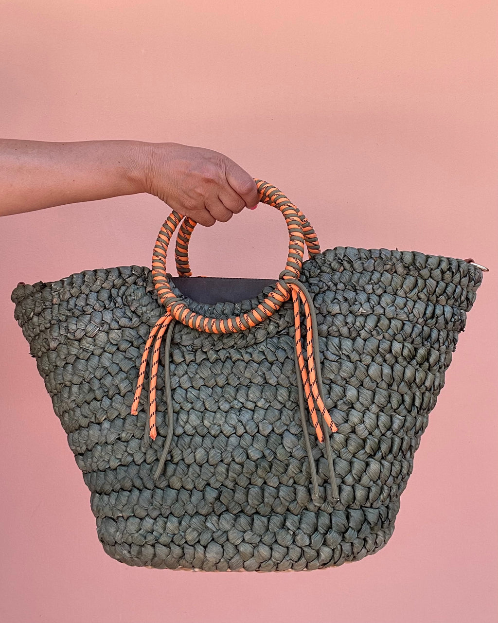 BORSA A MANO CAPRI