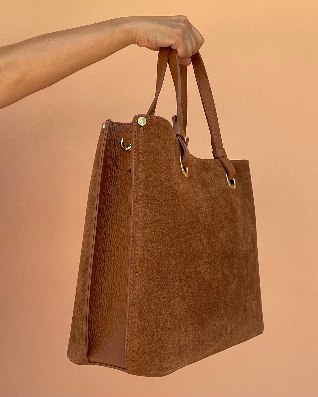BORSA A SPALLA DANIELA CUOIO