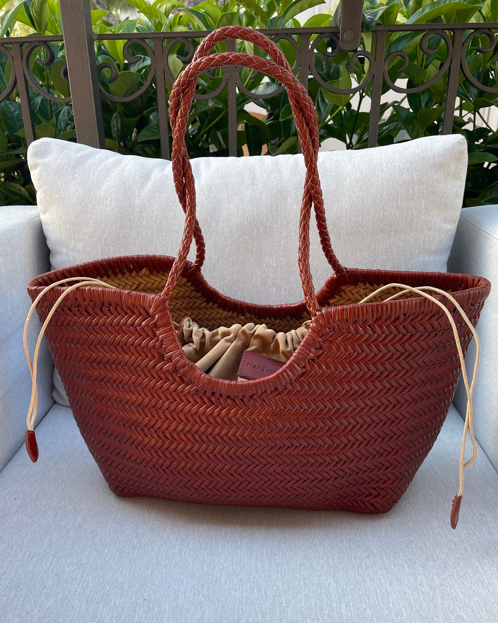 BORSA A SPALLA PENELOPE INTRECCIATA CUOIO
