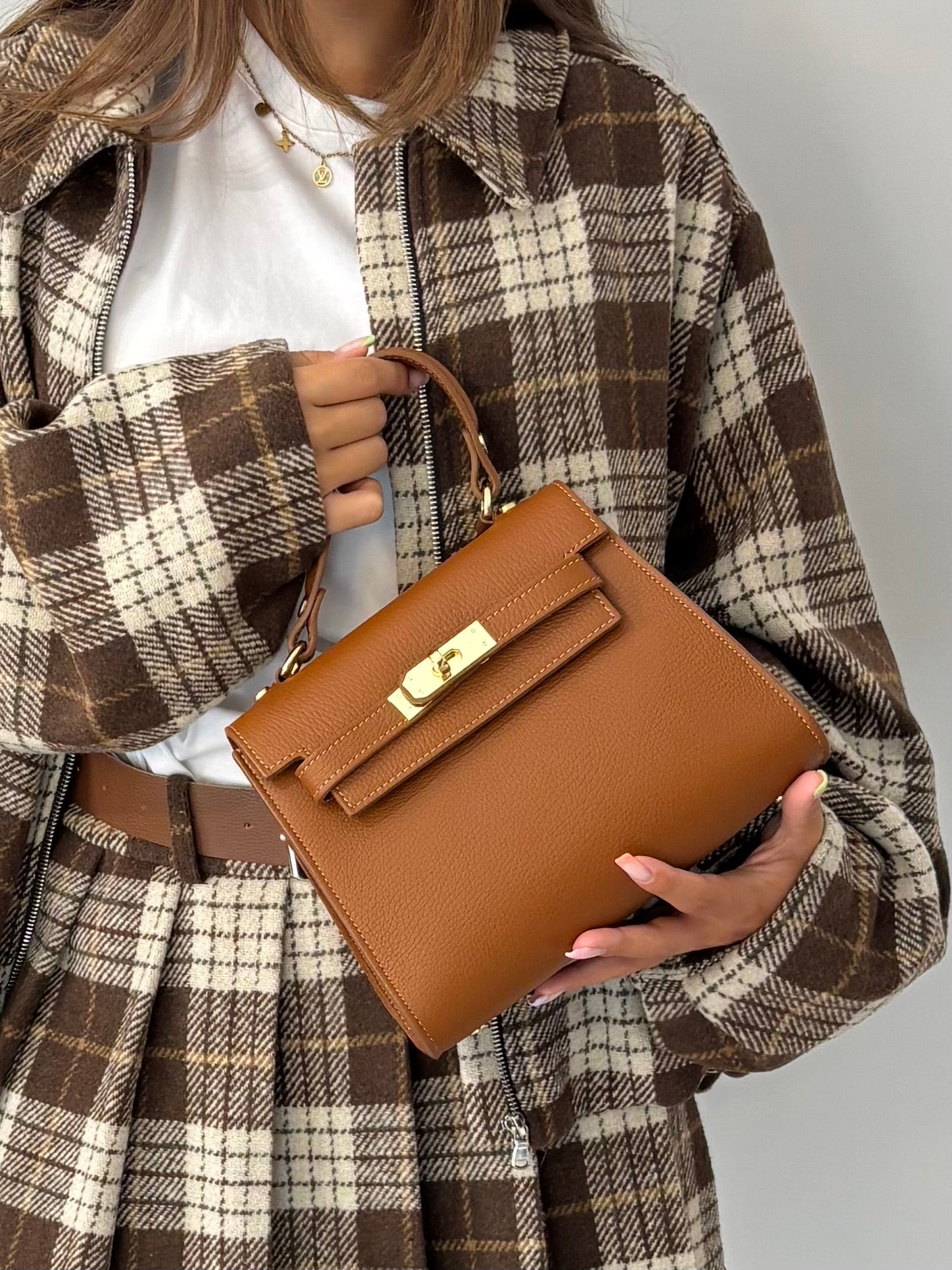 BORSA A MANO ALMA